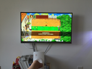 Illustration for article titled Tiny Android Box is Pretty Good for TV, Not So Much for Games